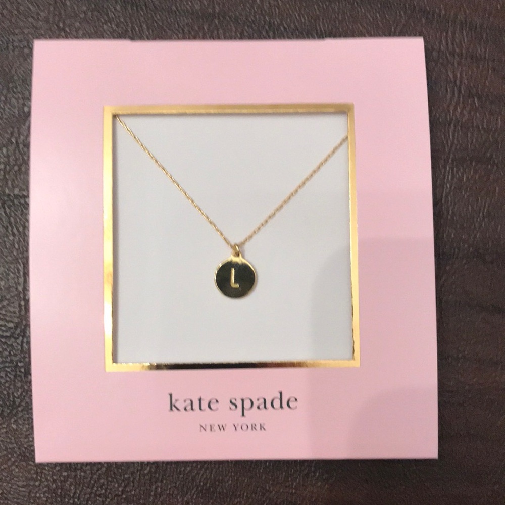 🆕 Kate Spade Gold Tone Mini Pendant, initial “L”